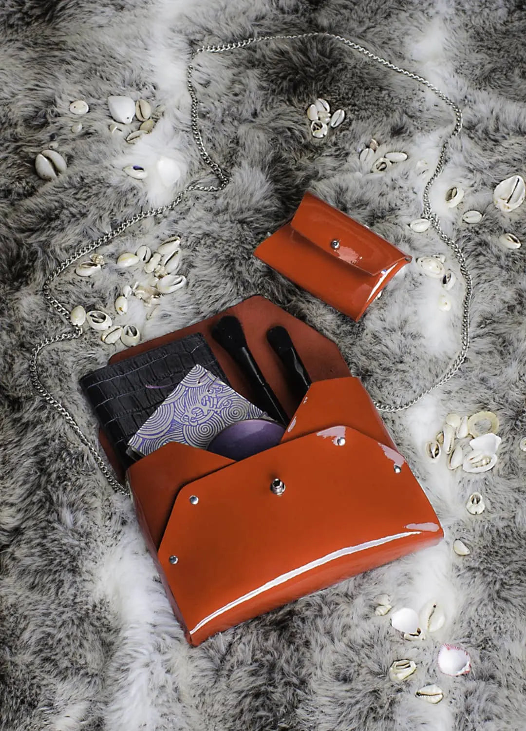 114 Paris Pliage mini sac cuir vernis rouge + porte-monnaie