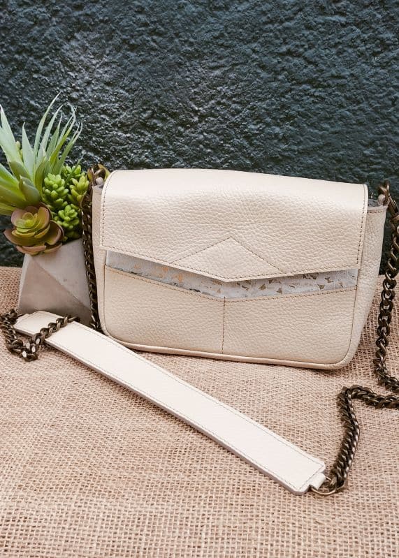 Camille Guiraud Sac Marine beige dentelle doré cuir