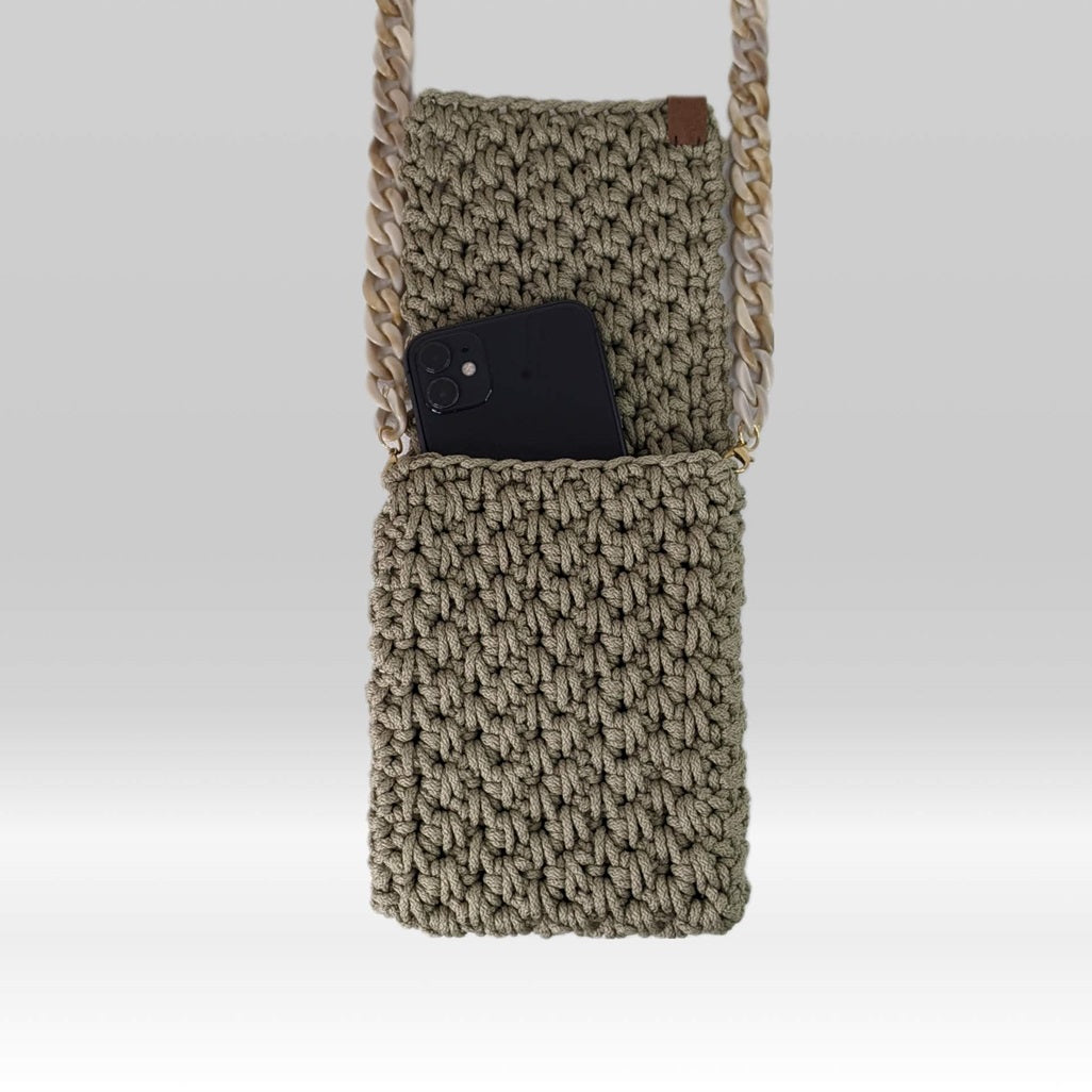 Georgetta Béryl vert pistache pochette téléphone cuir