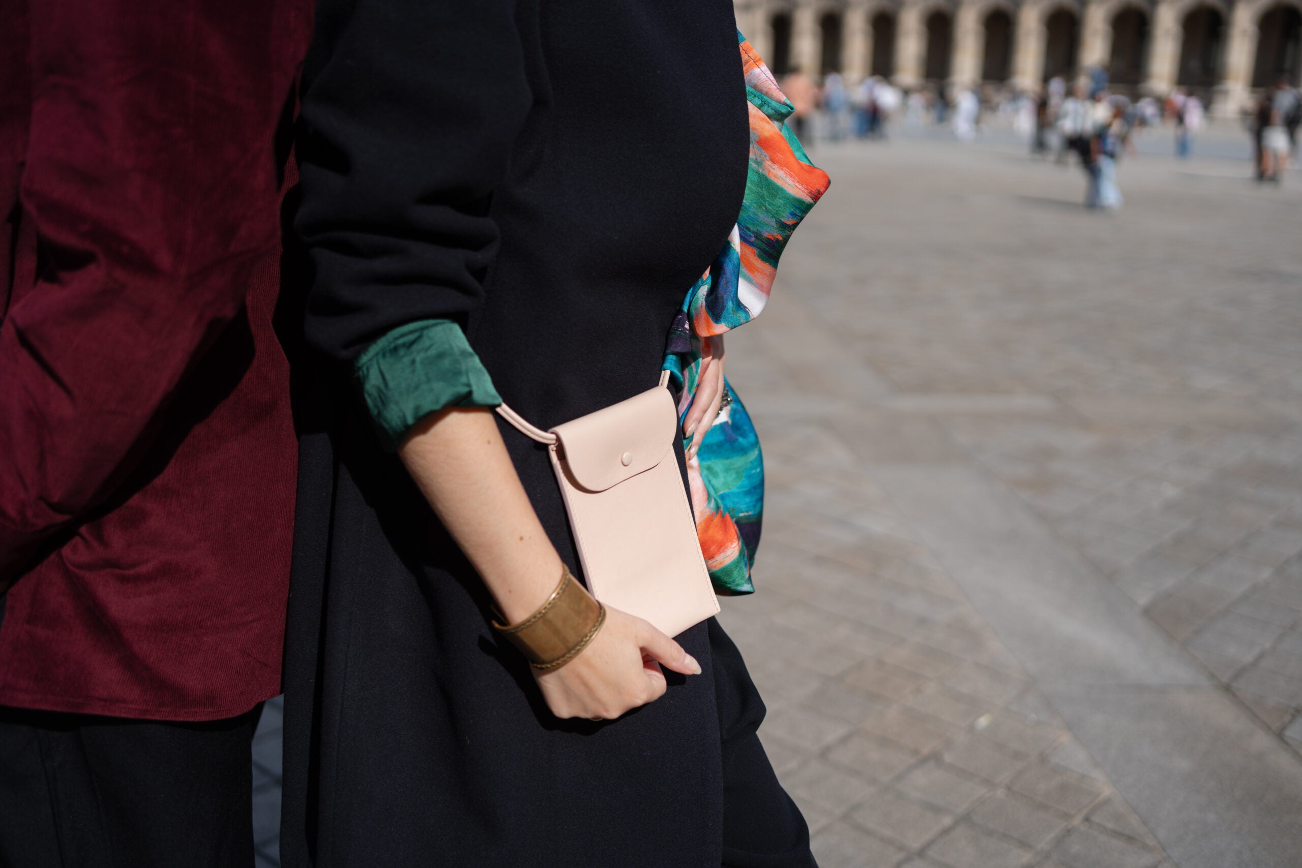 Idoine Pétale pochette smartphone cuir dernier exemplaire