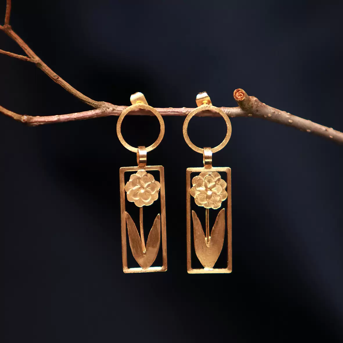 KIM JUDE Tiphanie boucles d'oreilles fait main légères