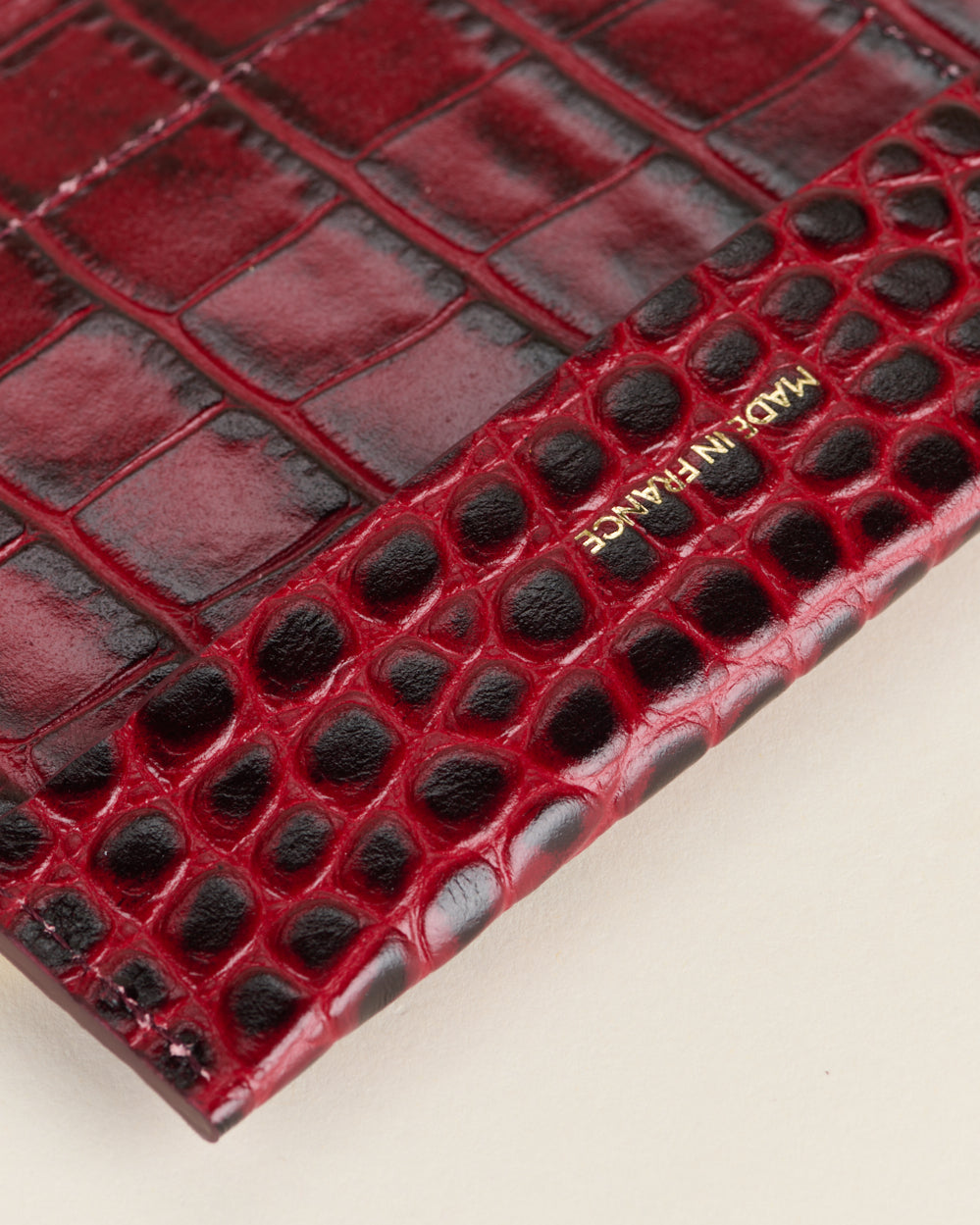 Idoine Atelier Croco Ruby porte-passeport cuir veau