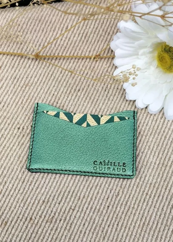 Camille Guiraud Porte-cartes simple vert métallisé cuir chèvre