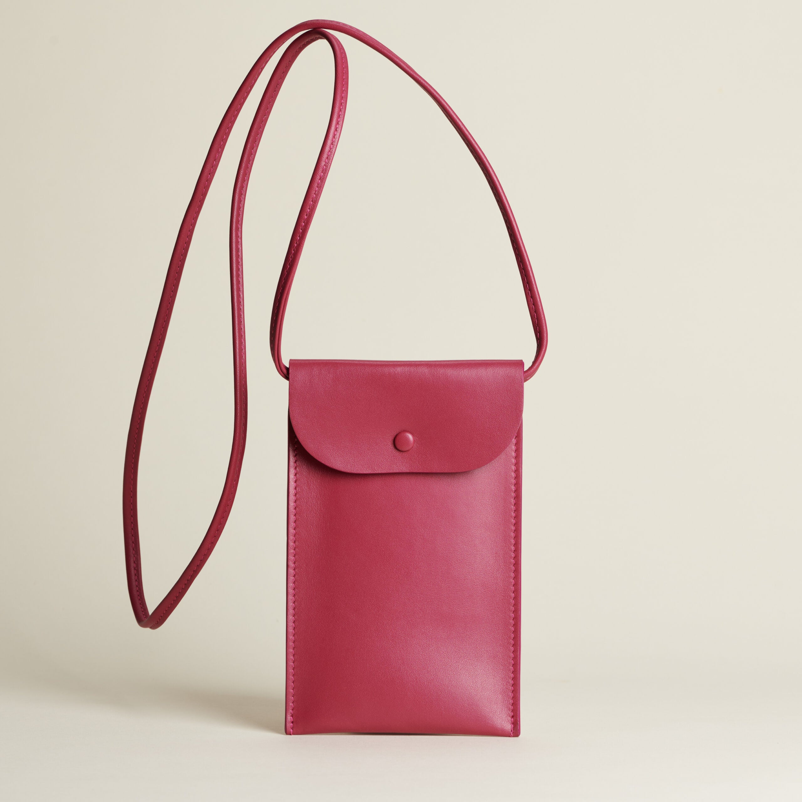 Idoine Pochettes Framboise pochette smartphone cuir agneau sans initiales