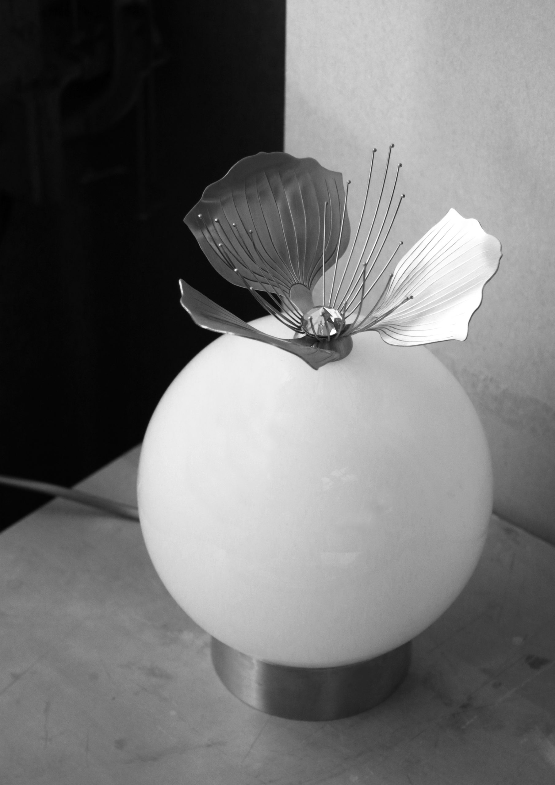 KIM JUDE Botanica Capparisa lampe artisanale végétale