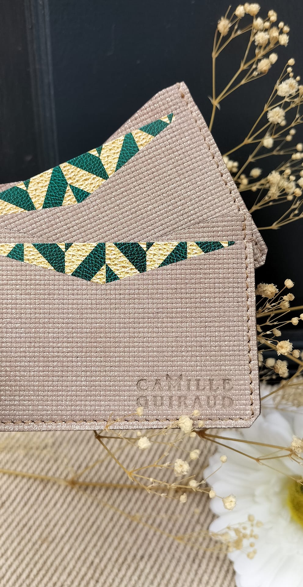 Camille Guiraud Porte-cartes simple beige carreau paillettes cuir