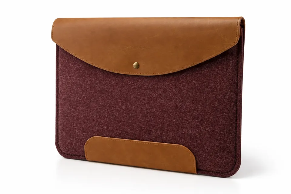 Fleur d’Orage Pochette ordinateur 15" cuir Bordeaux
