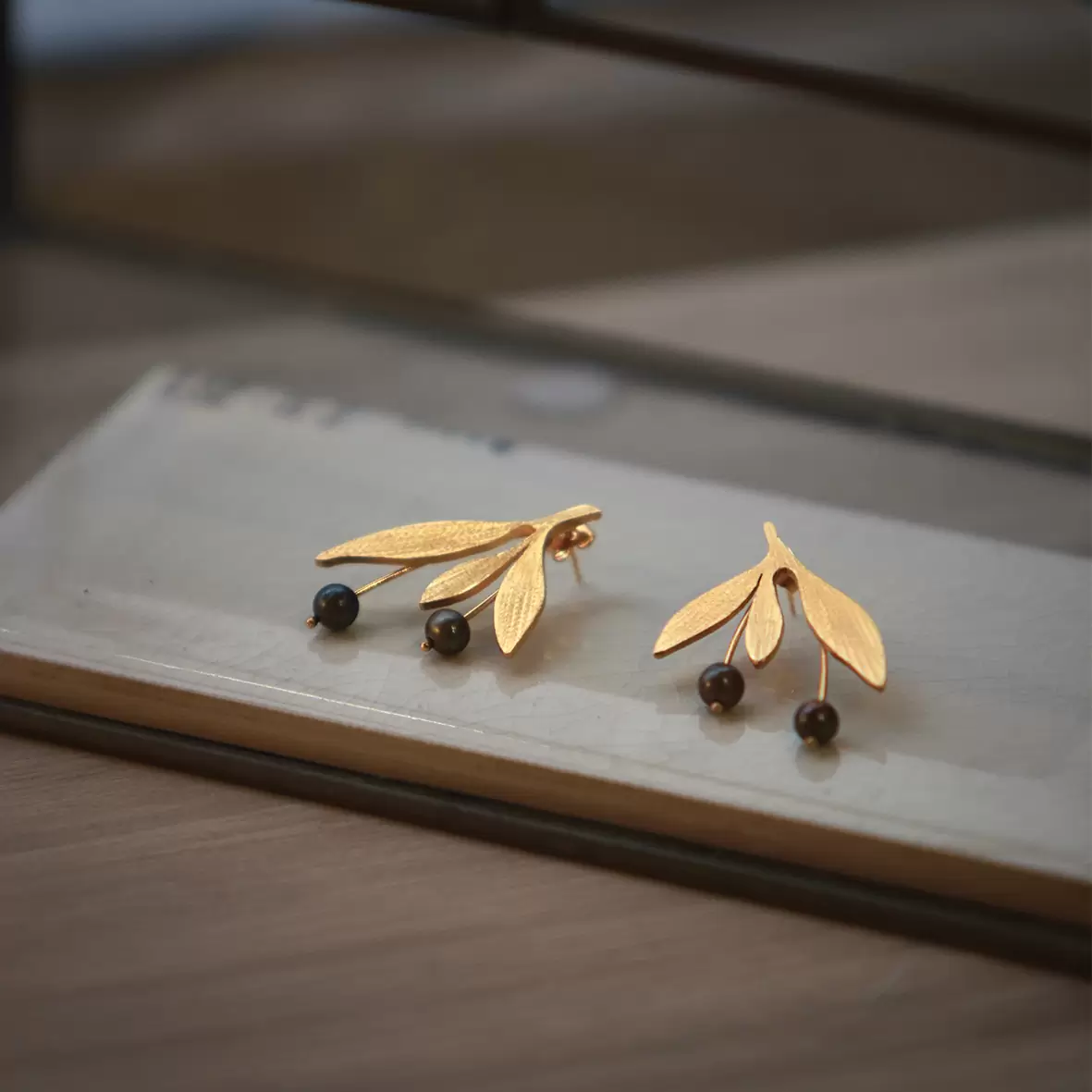 KIM JUDE Rameaux boucles d'oreilles fait main légères