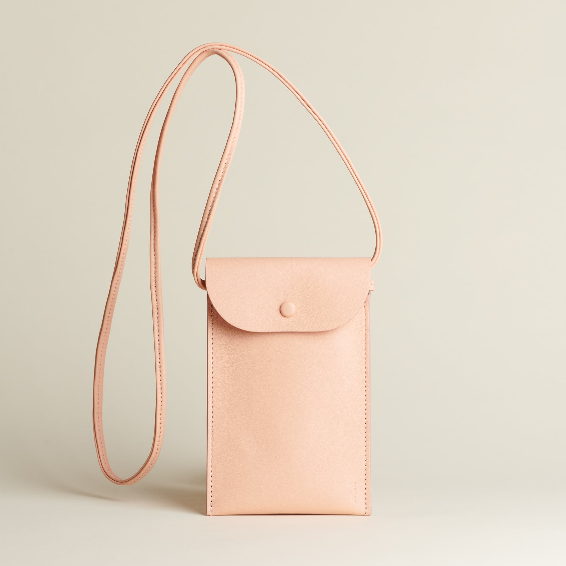 Idoine Pétale pochette smartphone cuir dernier exemplaire