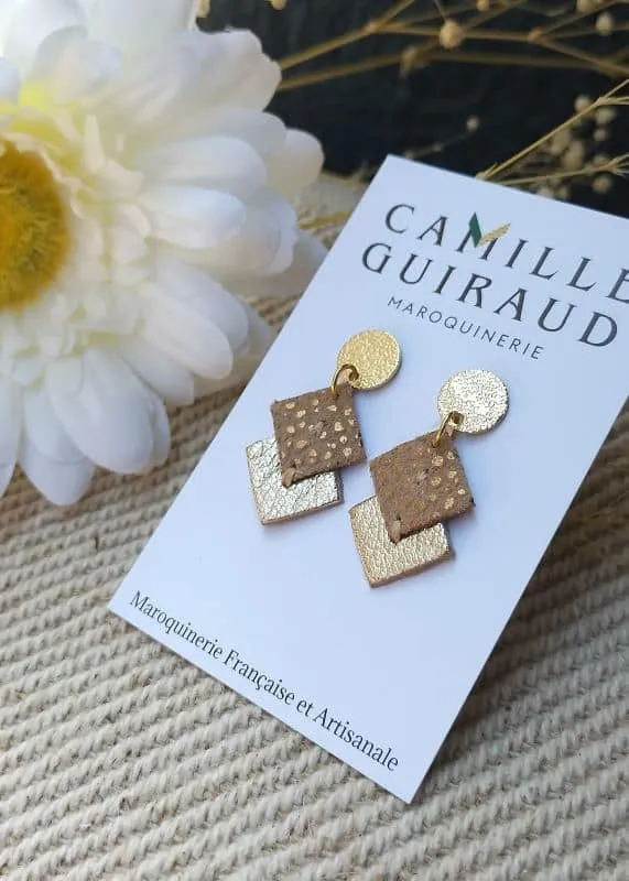 Camille Guiraud Rondes Nude Grainé Gold boucles d'oreilles cuir