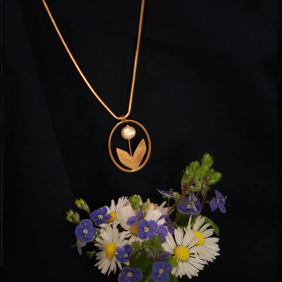 KIM JUDE Tulipe collier fantaisie léger