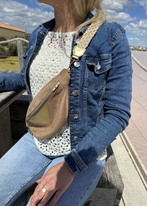 Camille Guiraud Manon sac banane taupe et doré cuir