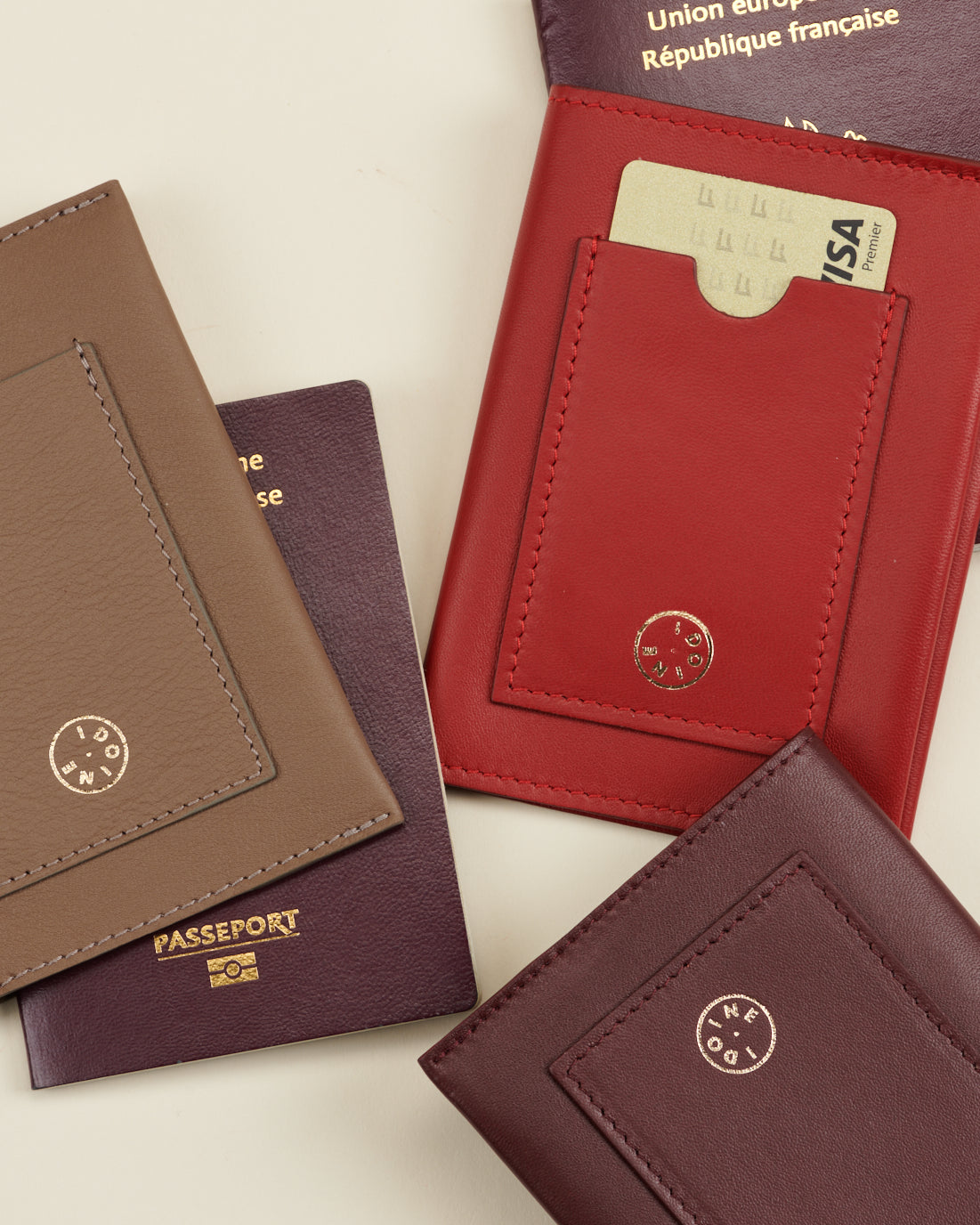 Idoine Porte-Passeports Taupe étui passeport cuir sans initiales