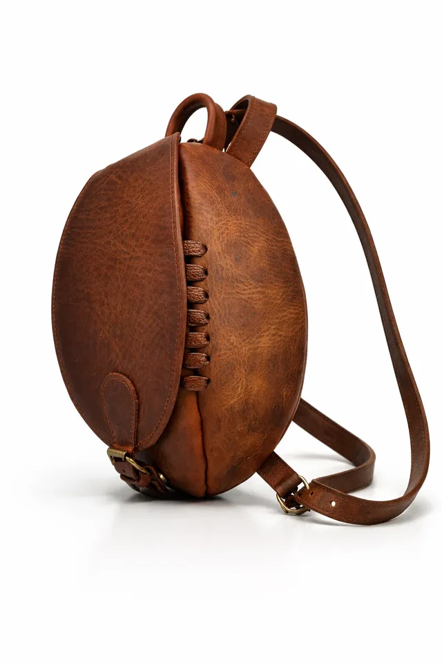 Fleur d’Orage Sac ballon de rugby sac à dos cuir pull-up vintage