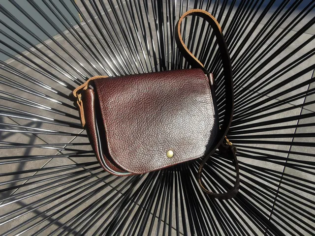 Fleur d’Orage Marron glacé sac cuir châtaigne bandoulière
