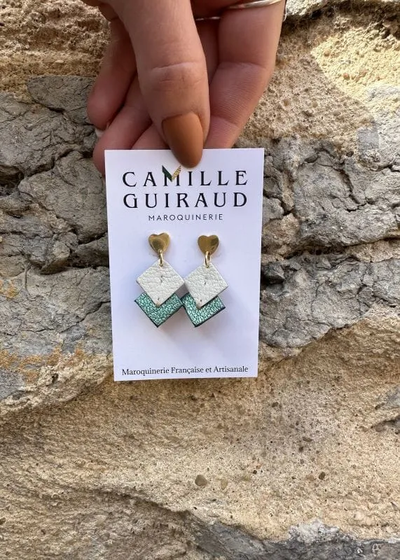 Camille Guiraud Coeur boucles blanc vert métallisé cuir