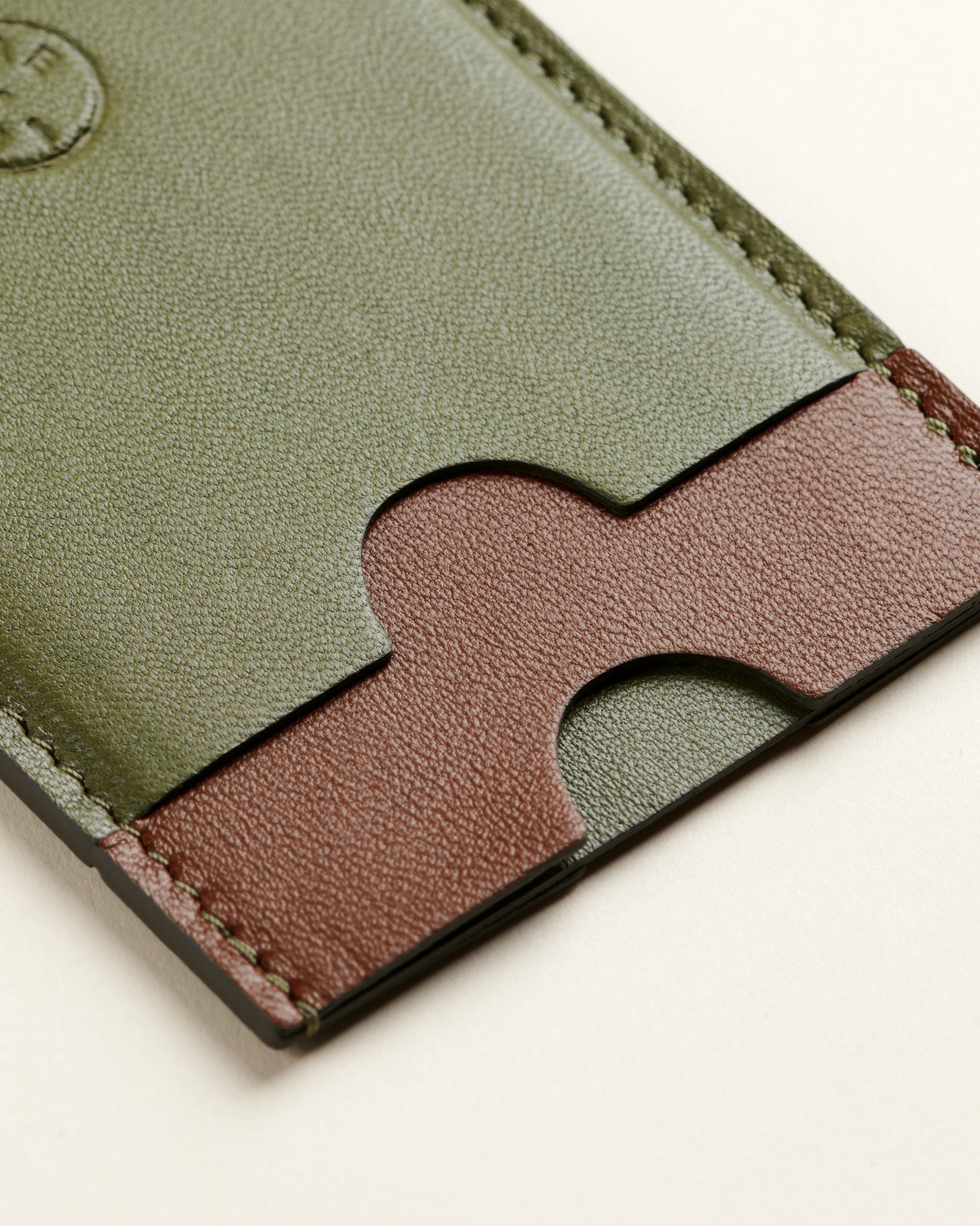 Idoine Porte-Cartes Cognac Kaki porte-cartes cuir agneau