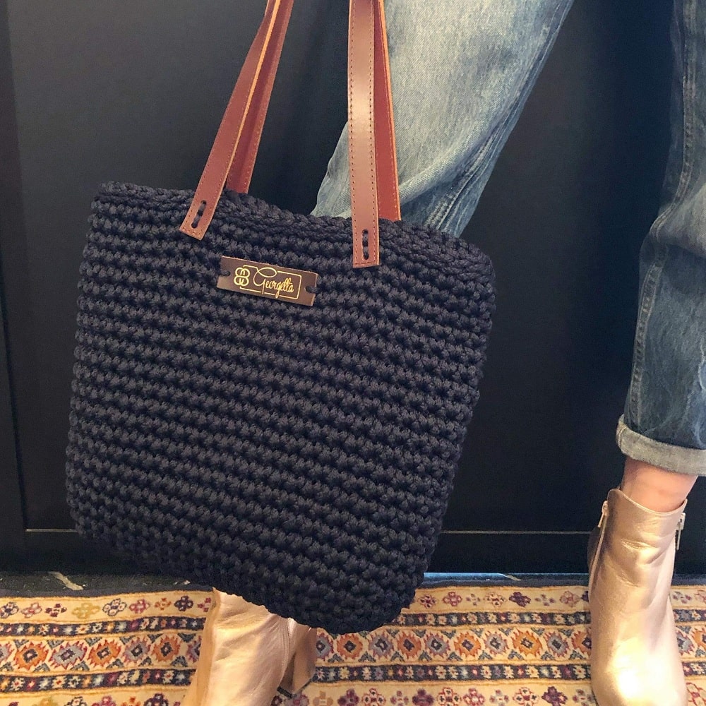 Georgetta Wendy cabas crochet bleu nuit anses courtes
