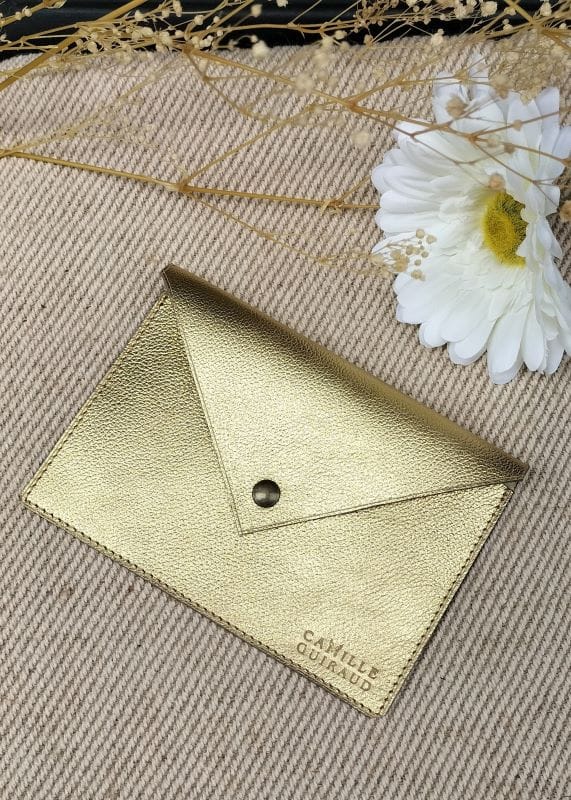 Camille Guiraud Enveloppe Gris Doré porte-carte grise cuir