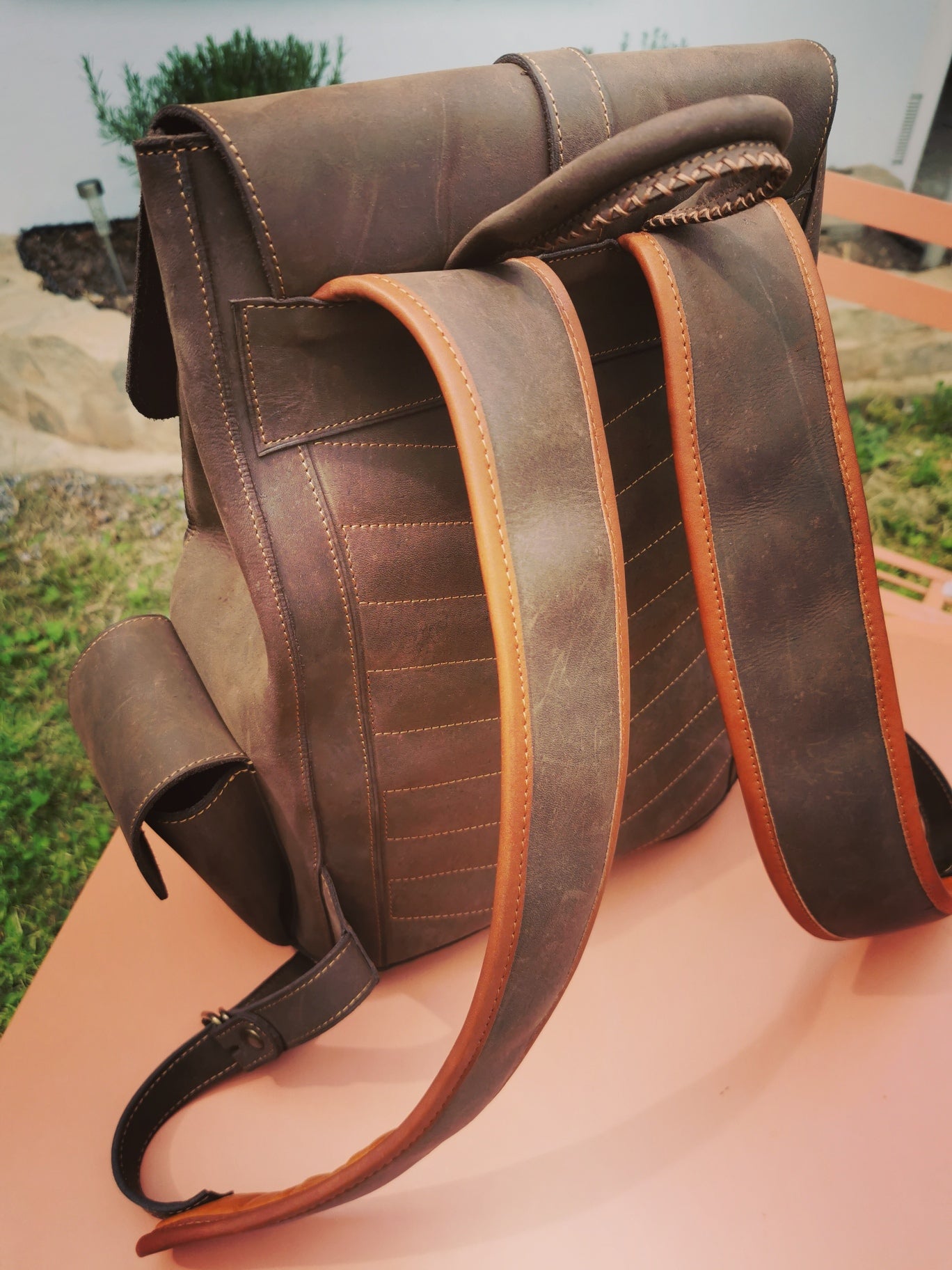 Fleur d’Orage L’Explorateur sac à dos cuir nubuck patiné