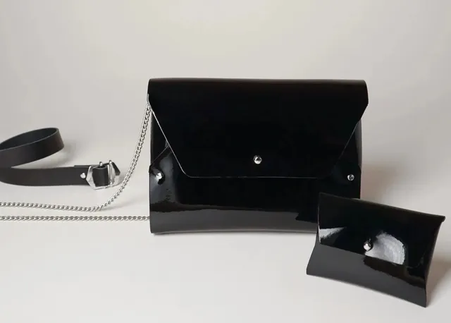 114 Paris Pliage Mini sac cuir vernis noir 19x14cm