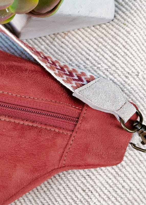 Camille Guiraud Banane Manon terre cuite sac banane paillettes